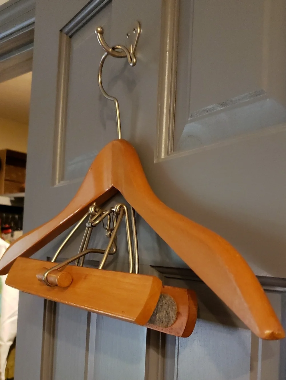 Setwell Suit and Pant Hanger - Natural Wood Vintage
